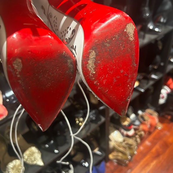 Christian Louboutin IMPERA white heels, size 37/ US7 RARE! - Picture 8 of 15